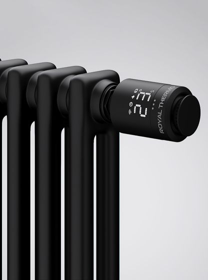 Royal Thermo Insignia 3180 - трехтрубный трубчатый радиатор высотой 1800 мм, нижнее подключение