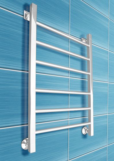 Classic S - узкий полотенцесушитель шириной 300 мм. белый