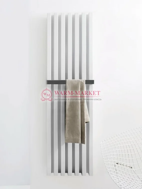 Вертикальный дизайн радиатор Tubes Soho vd