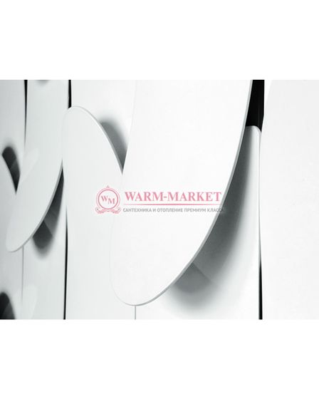 Вертикальный дизайн радиатор Caleido Skin