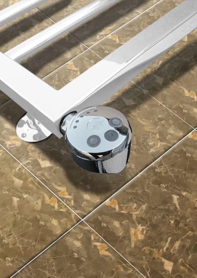 Corsa - дизайн полотенцесушитель с квадратными и круглыми формами