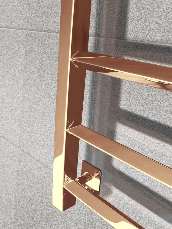 Sorento - электрический полотенцесушитель c перекладинами оригинальной формы