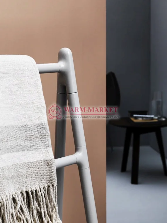 Вертикальный дизайн радиатор Tubes Scaletta