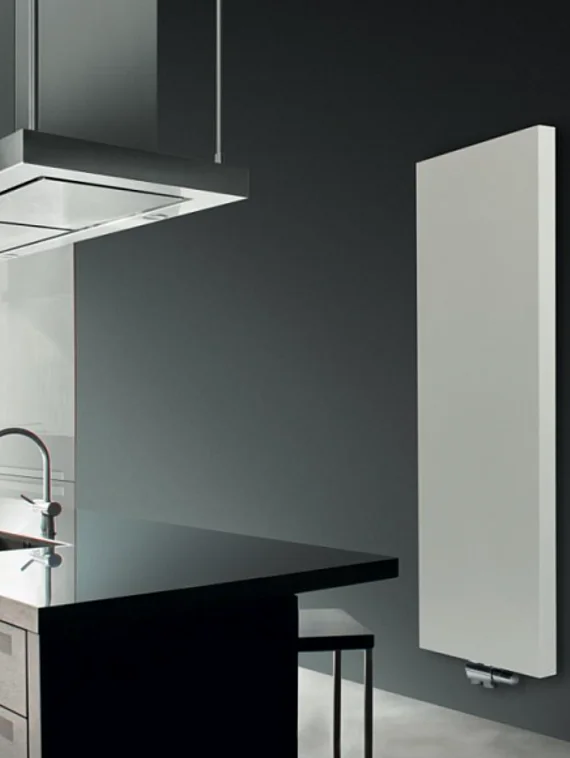 Purmo Tinos V 11 1800 - вертикальный гладкий радиатор с прямыми углами