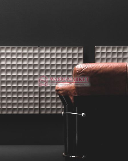 Вертикальный дизайн радиатор Antrax IT Waffle