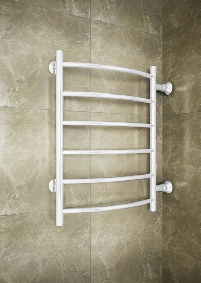 Classic - водяной полотенцесушитель с боковым подключением белого цвета.