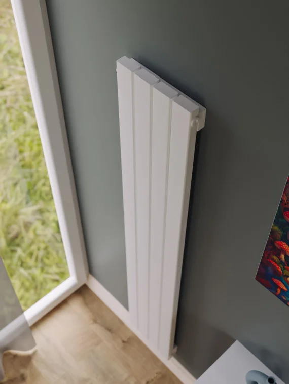 Bronto Silva V - вертикальный трубчатый радиатор высотой 1500 мм, боковое подключение