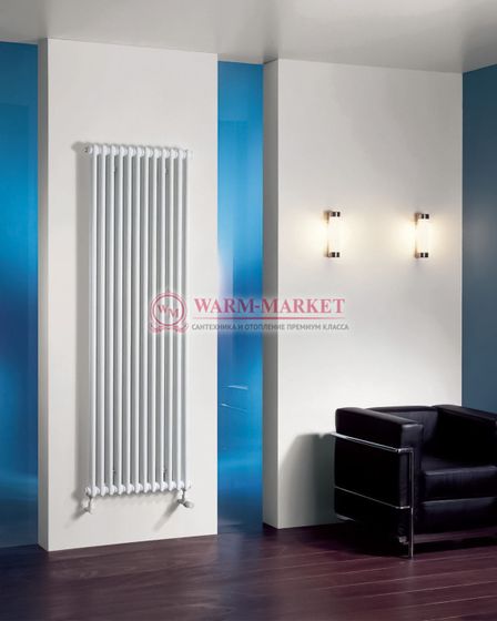Вертикальный трубчатый радиатор Zehnder 6150 V002 с нижним подключением
