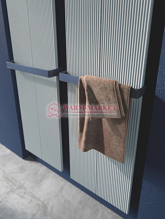 Вертикальный дизайн радиатор Antrax IT Loft