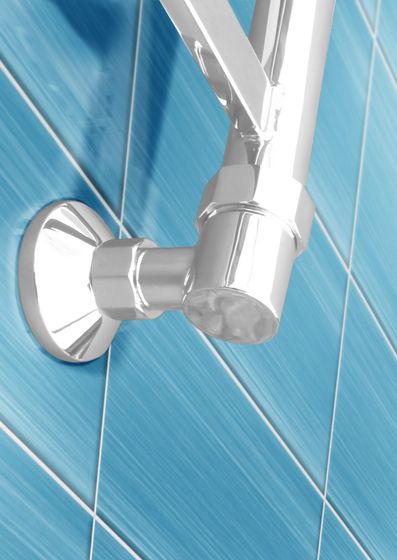 Maxima White - белый полотенцесушитель круглым и квадратным профилем