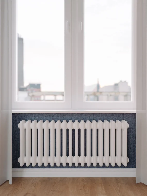 Bronto Pipe 3037 - трехтрубный трубчатый радиатор высотой 370 мм, боковое подключение