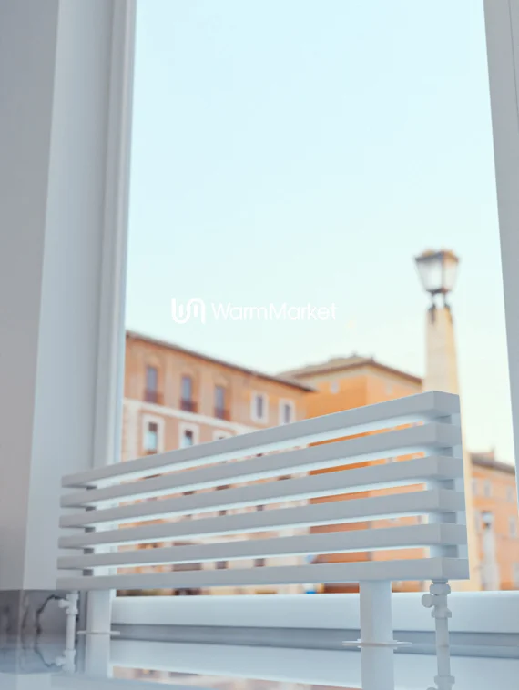 Bareng Select ZN 600 - напольный трубчатый радиатор шириной 600 мм, нижнее разнесенное подключение