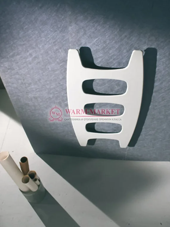 Вертикальный дизайн радиатор Cordivari Movie