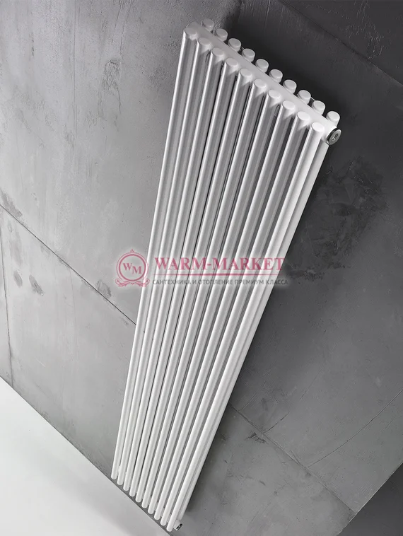 Вертикальный дизайн радиатор Antrax IT AV 25 s/d