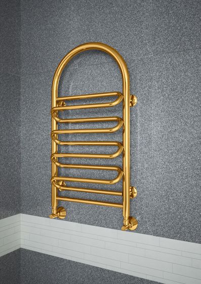 Liana Gold - золотой полотенцесушитель с полукруглой аркой