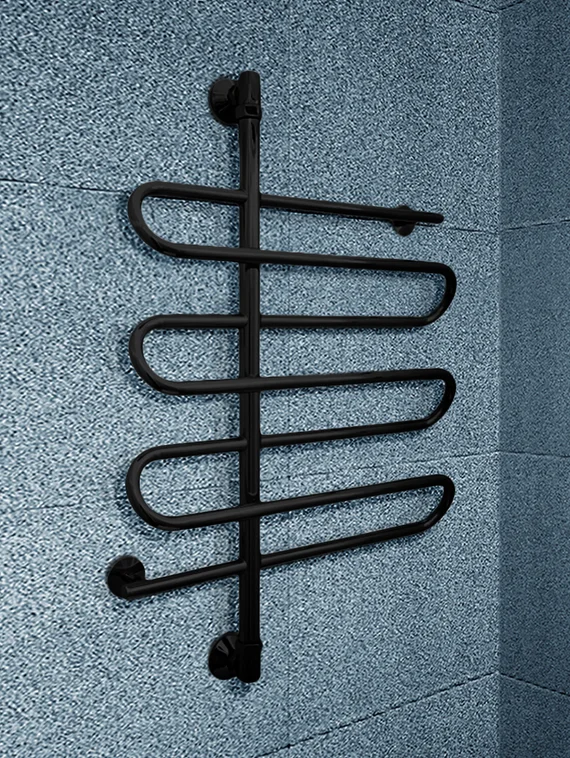 Epatazh - водяной полотенцесушитель оригинальной формы черного цвета