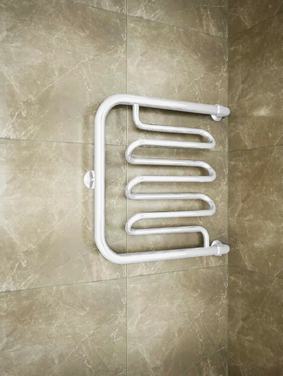 Foxtrot Liana White - водяной полотенцесушитель белого цвета