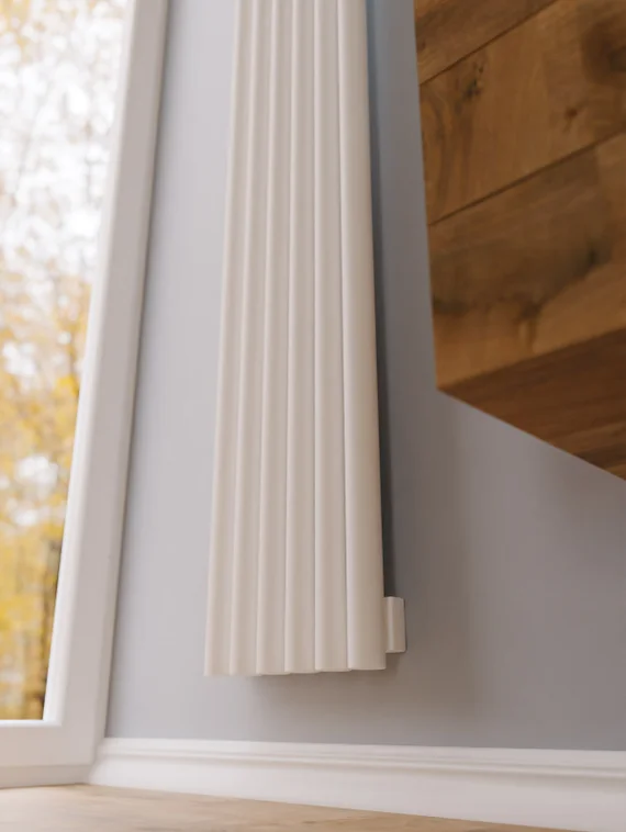 Bronto Soma V - вертикальный трубчатый радиатор высотой 2000 мм, нижнее центральное подключение