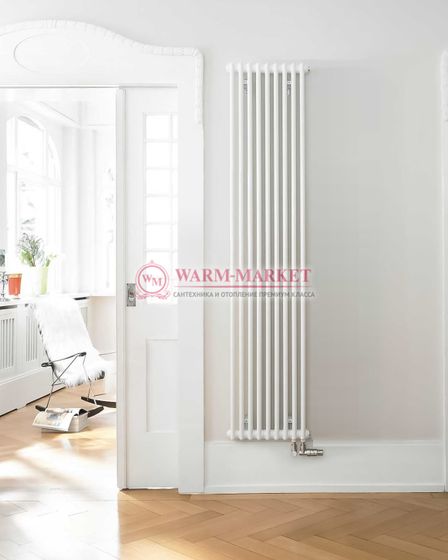 Вертикальный трубчатый радиатор Zehnder 2250 V002 с нижним подключением